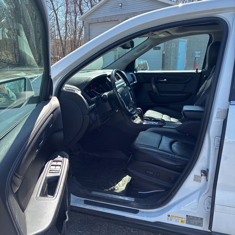 Used 2017 GMC Acadia Limited SLT image 5