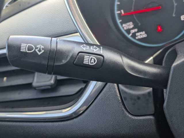 Used 2020 Chevrolet Equinox LS image 25