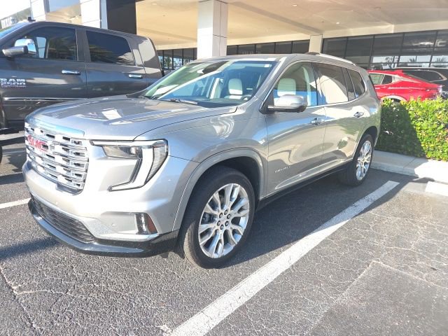 Used 2024 GMC Acadia Denali w/ Super Cruise Package AWD/4WD image 3