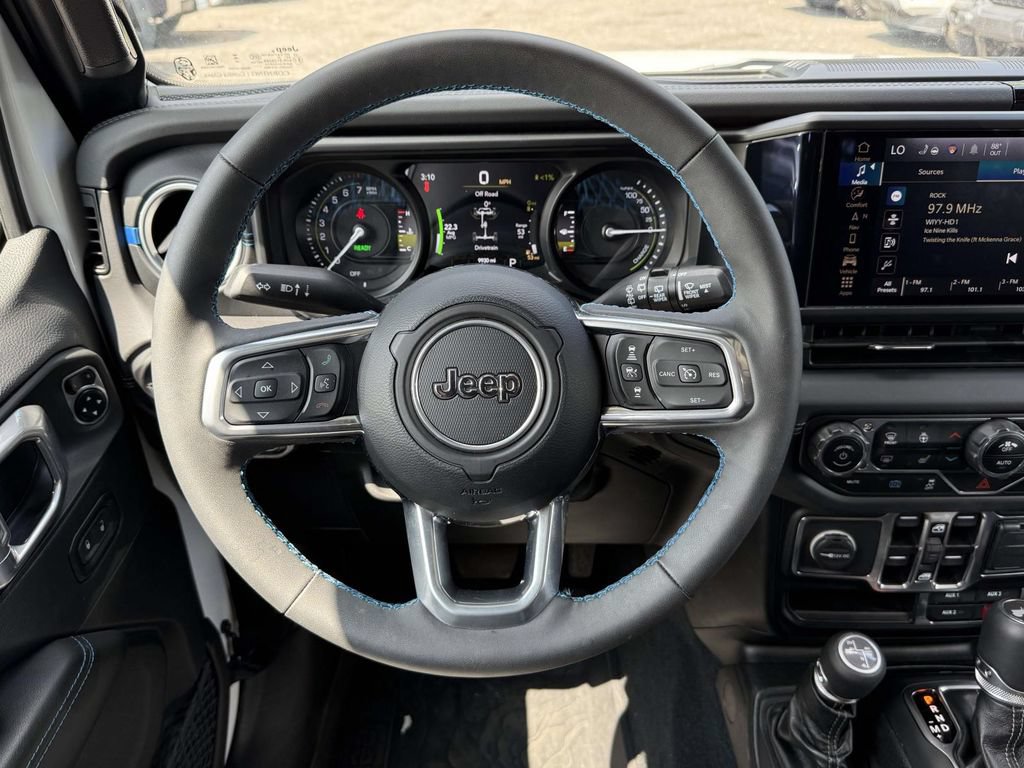 Used 2024 Jeep Wrangler High Altitude AWD/4WD image 19