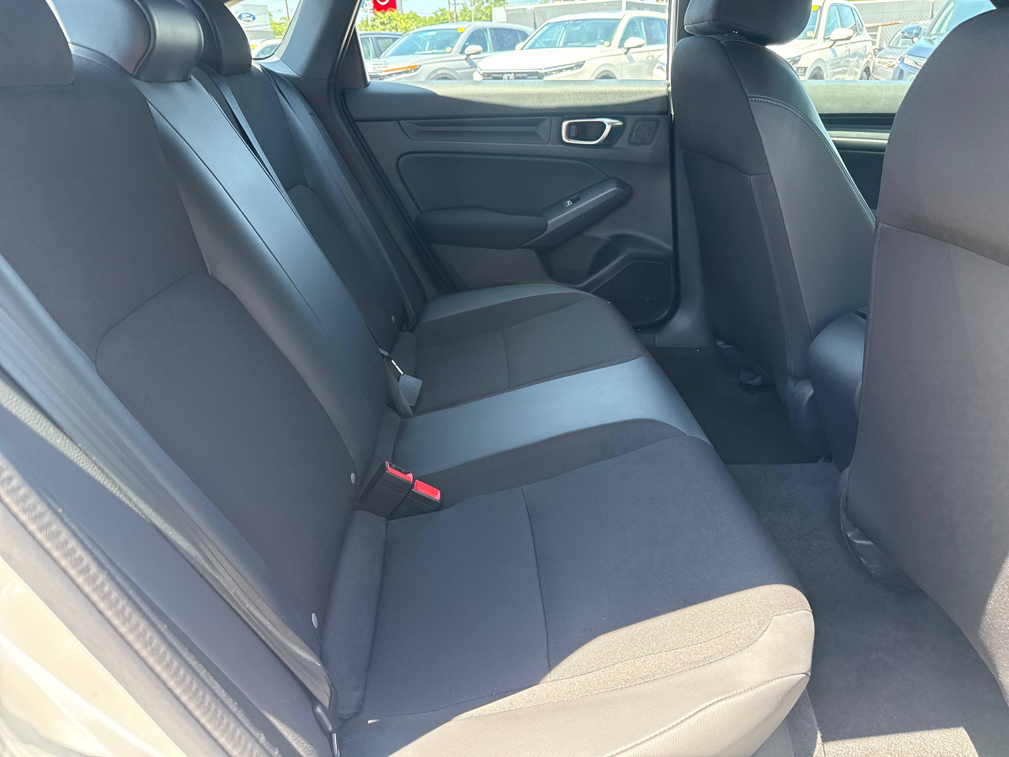 Used 2023 Honda Civic Sport image 22