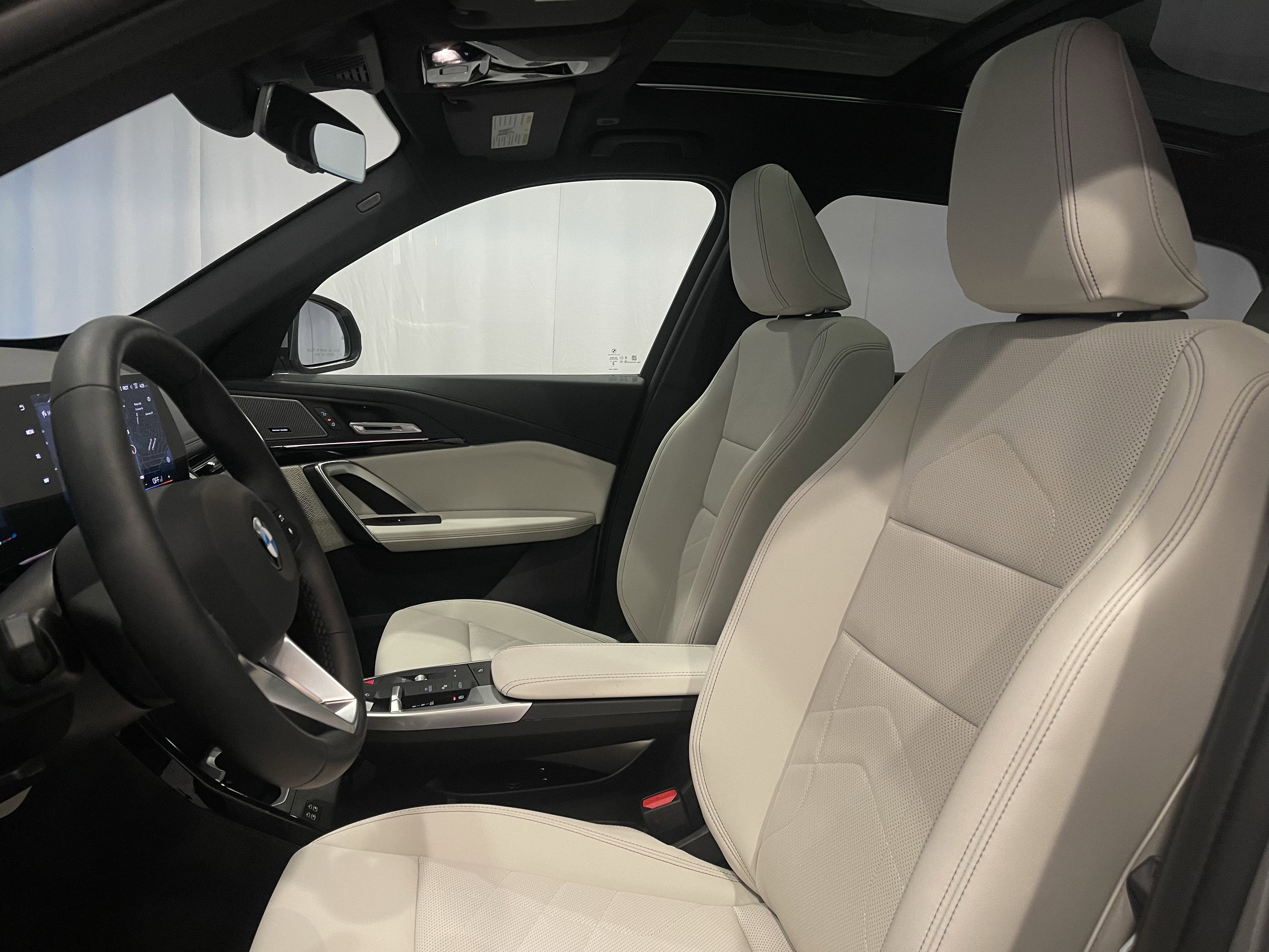 New 2026 BMW X1 xDrive28i w/ Convenience Package image 8