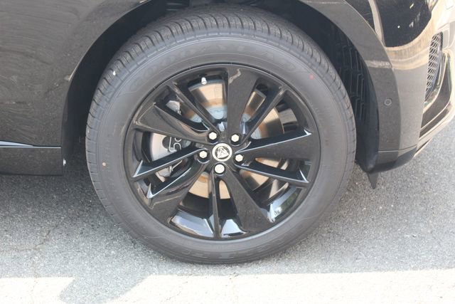 New 2026 Jaguar F-PACE R-Dynamic S image 9