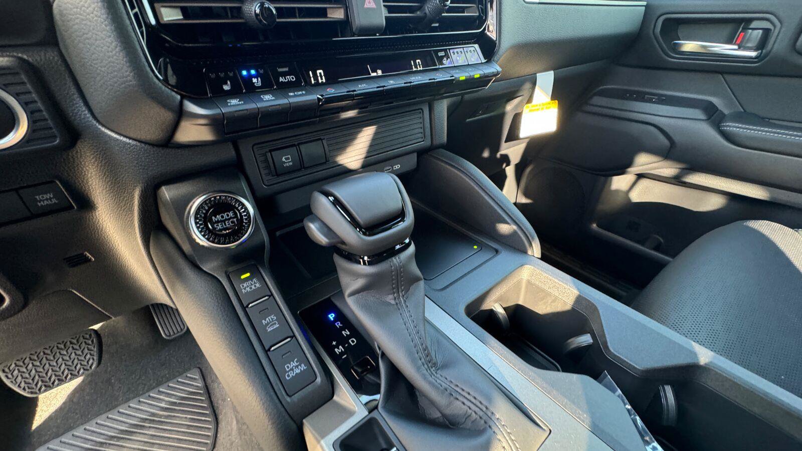 New 2027 Toyota Land Cruiser w/ Premium Package AWD/4WD image 21