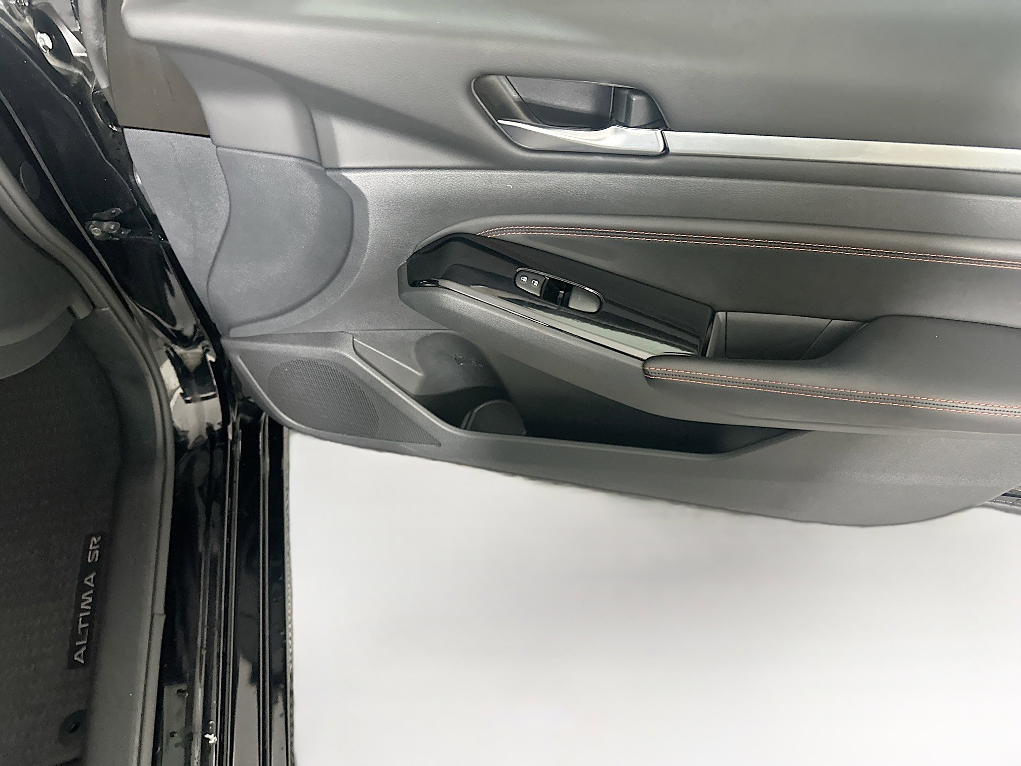 Used 2023 Nissan Altima 2.5 SR image 29