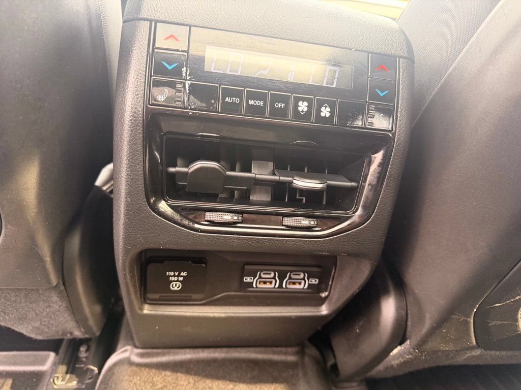 Used 2022 Jeep Grand Cherokee Summit w/ Luxury Tech Group V AWD/4WD image 35