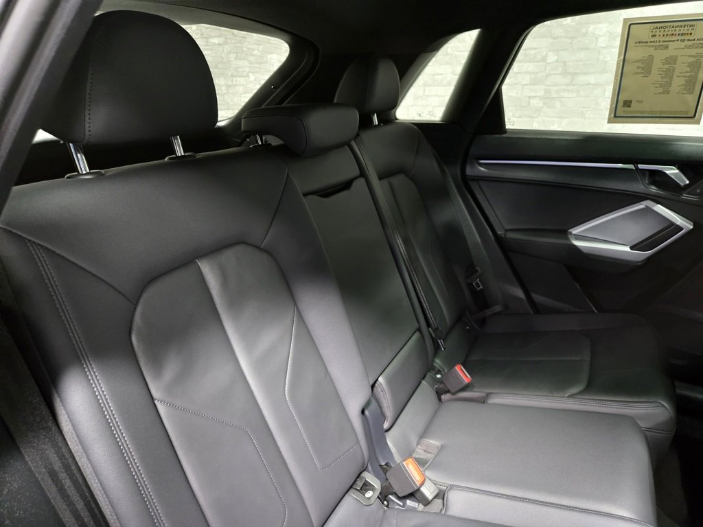 Used 2024 Audi Q3 2.0T Premium image 49
