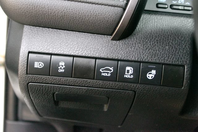 Used 2021 Toyota Camry SE FWD image 13