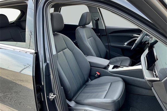 Used 2025 Audi Q5 Premium image 7