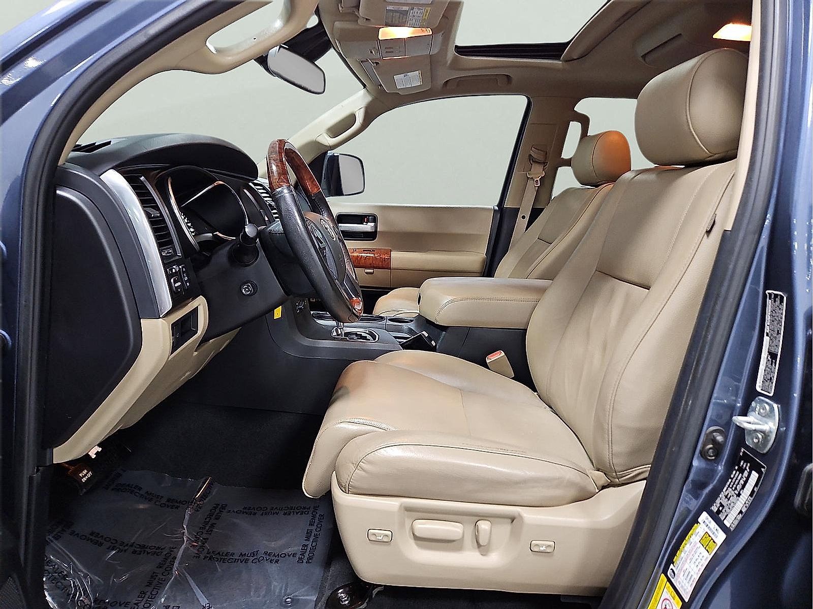 Certified 2019 Toyota Sequoia Platinum AWD/4WD image 7