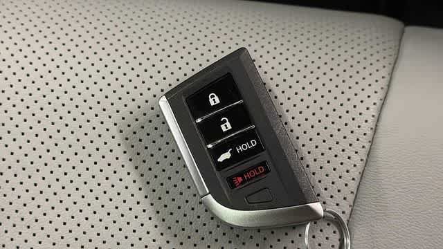 Used 2022 Acura MDX SH-AWD w/ Technology Package image 37