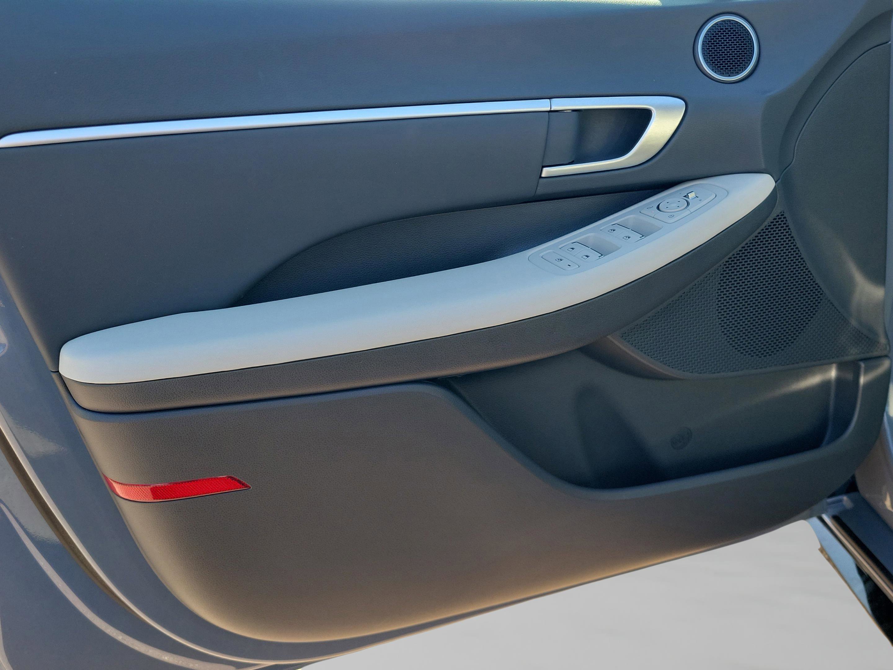 Certified 2024 Hyundai Sonata SEL image 16