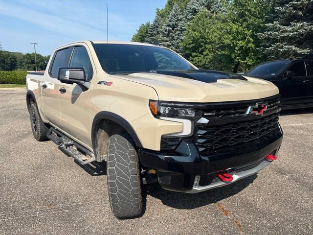 Used 2022 Chevrolet Silverado 1500 ZR2 w/ Technology Package AWD/4WD image 2