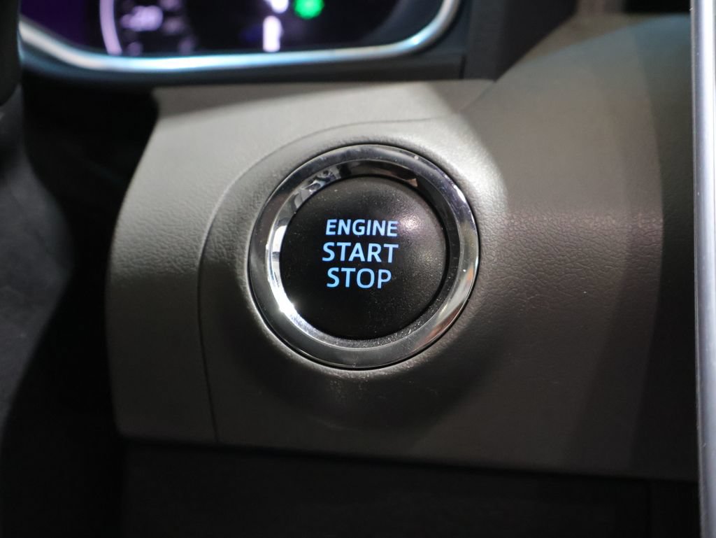 Used 2021 Toyota Avalon Limited w/ Advanced Safety Package AWD/4WD image 26