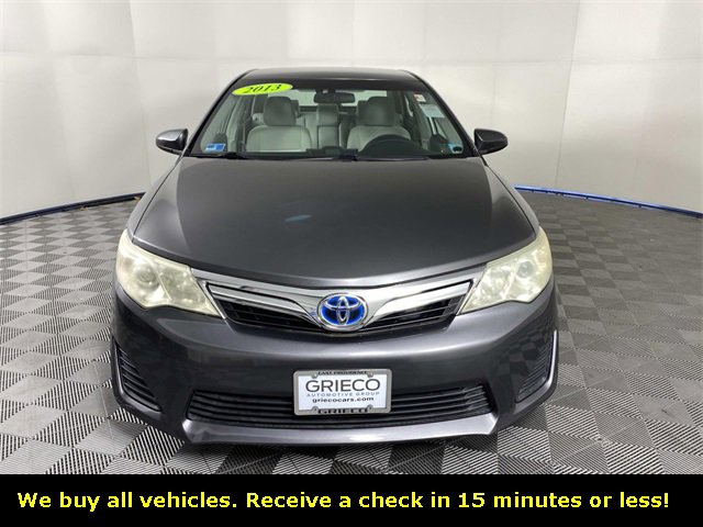 Used 2013 Toyota Camry LE image 3