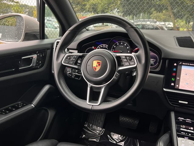 Used 2023 Porsche Cayenne AWD/4WD image 19