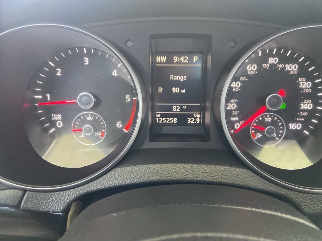 Used 2014 Volkswagen Jetta TDI FWD image 22