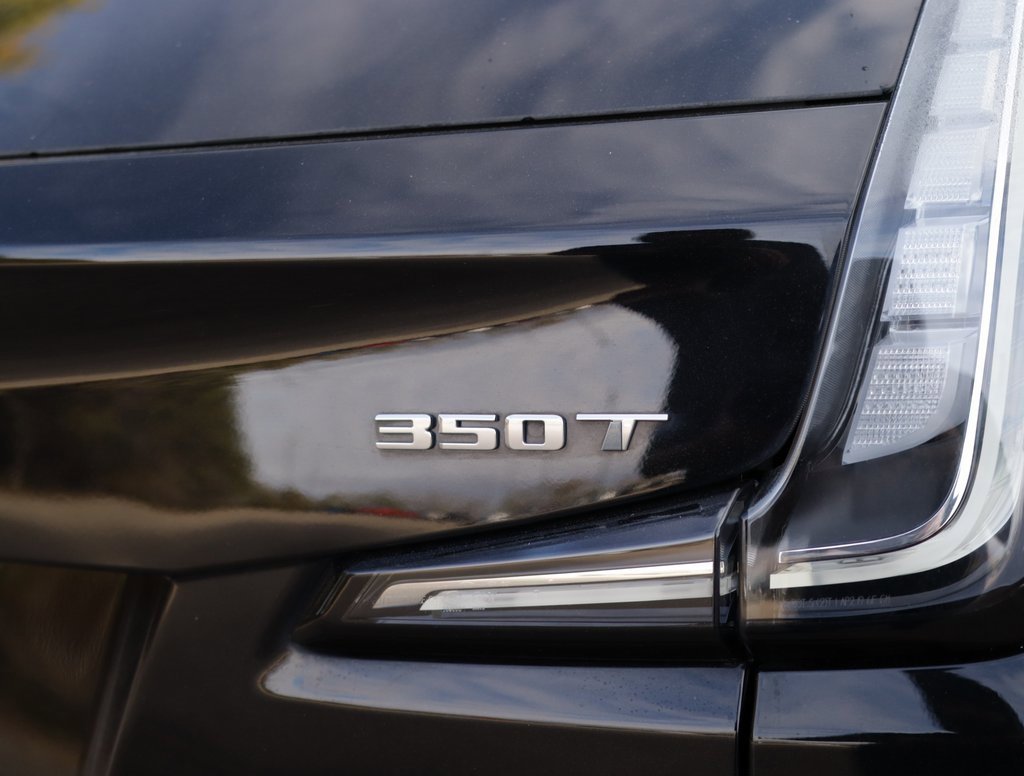 Certified 2024 Cadillac XT4 Sport image 39