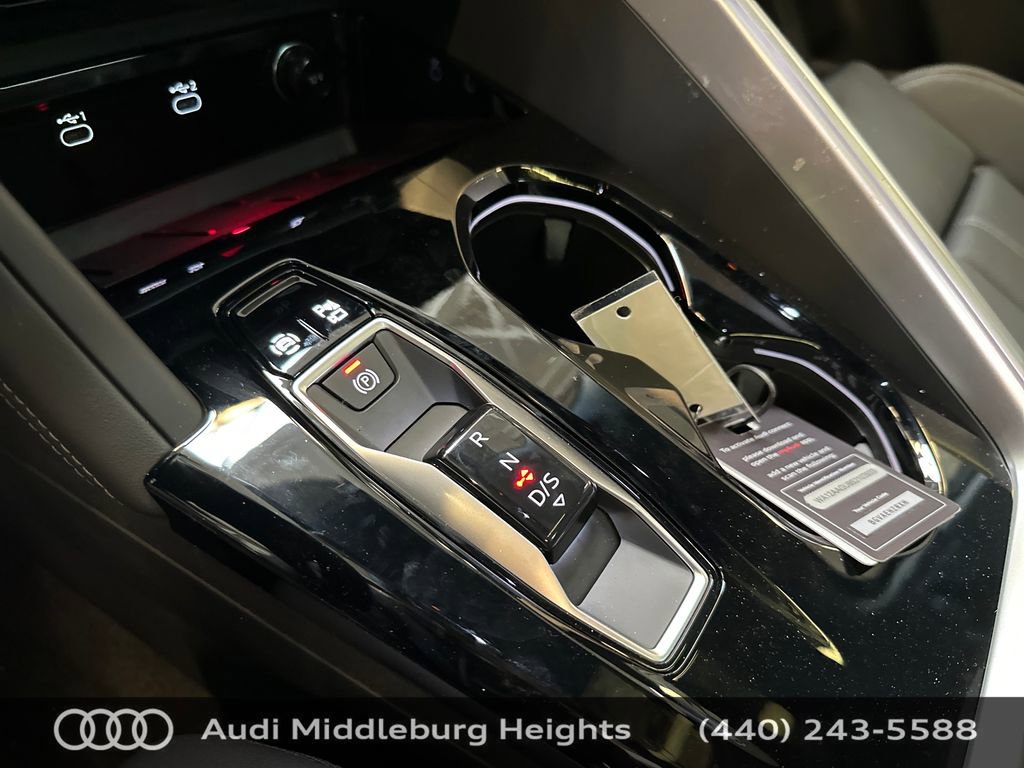 New 2025 Audi Q5 Premium Plus image 25