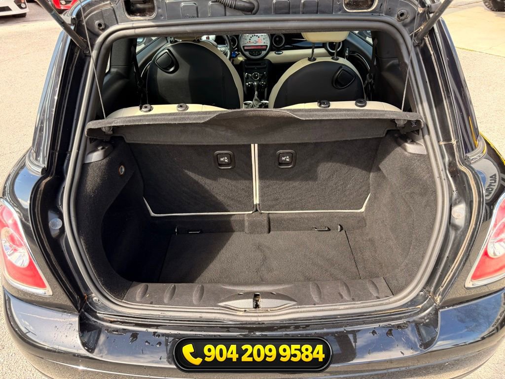 Used 2011 MINI Cooper Hardtop FWD image 18