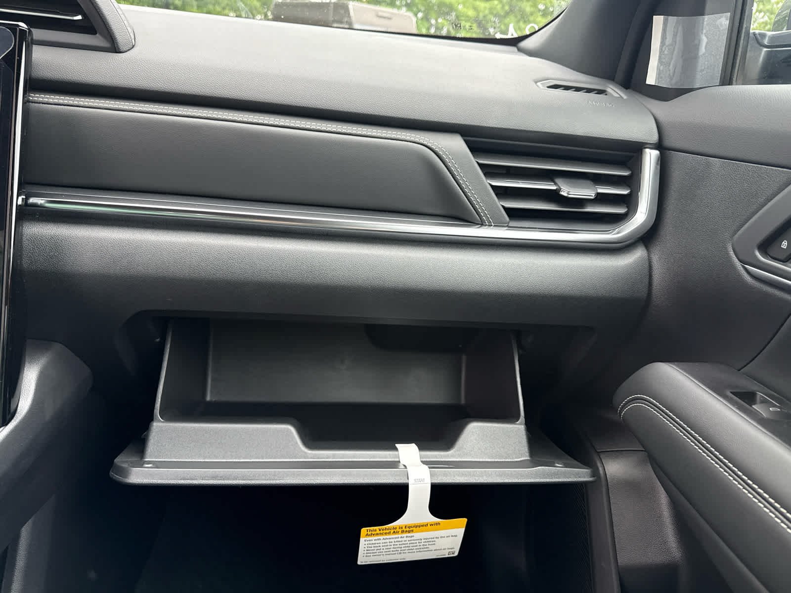New 2027 GMC Terrain Elevation w/ LPO, Floor Liner Package AWD/4WD image 21