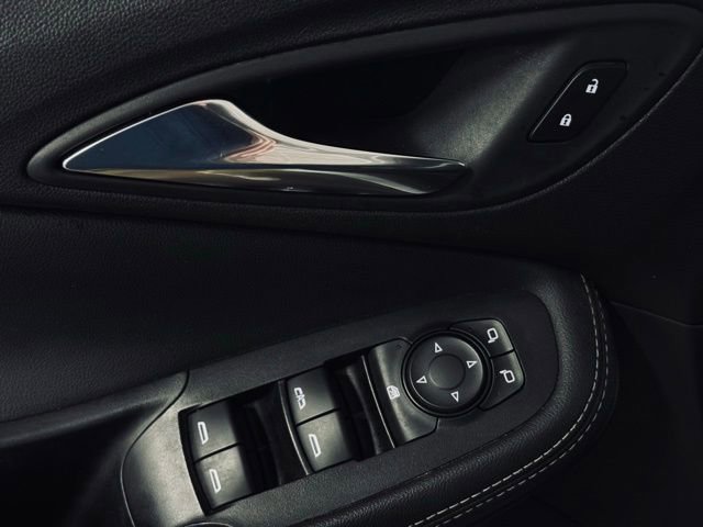 Used 2024 Buick Encore GX Preferred image 12