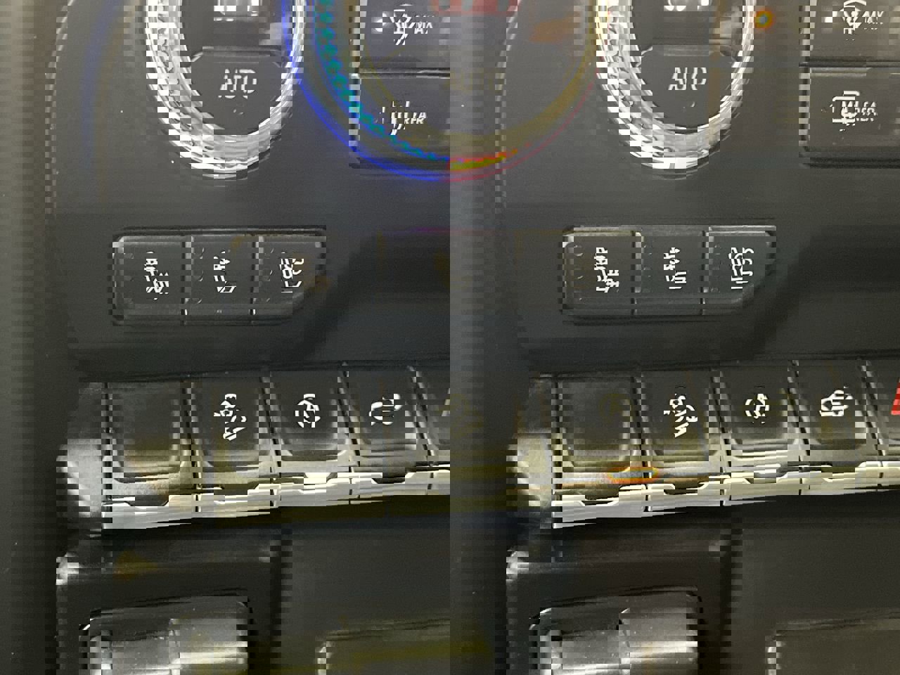 Used 2020 GMC Sierra 1500 AT4 w/ AT4 Preferred Package image 23