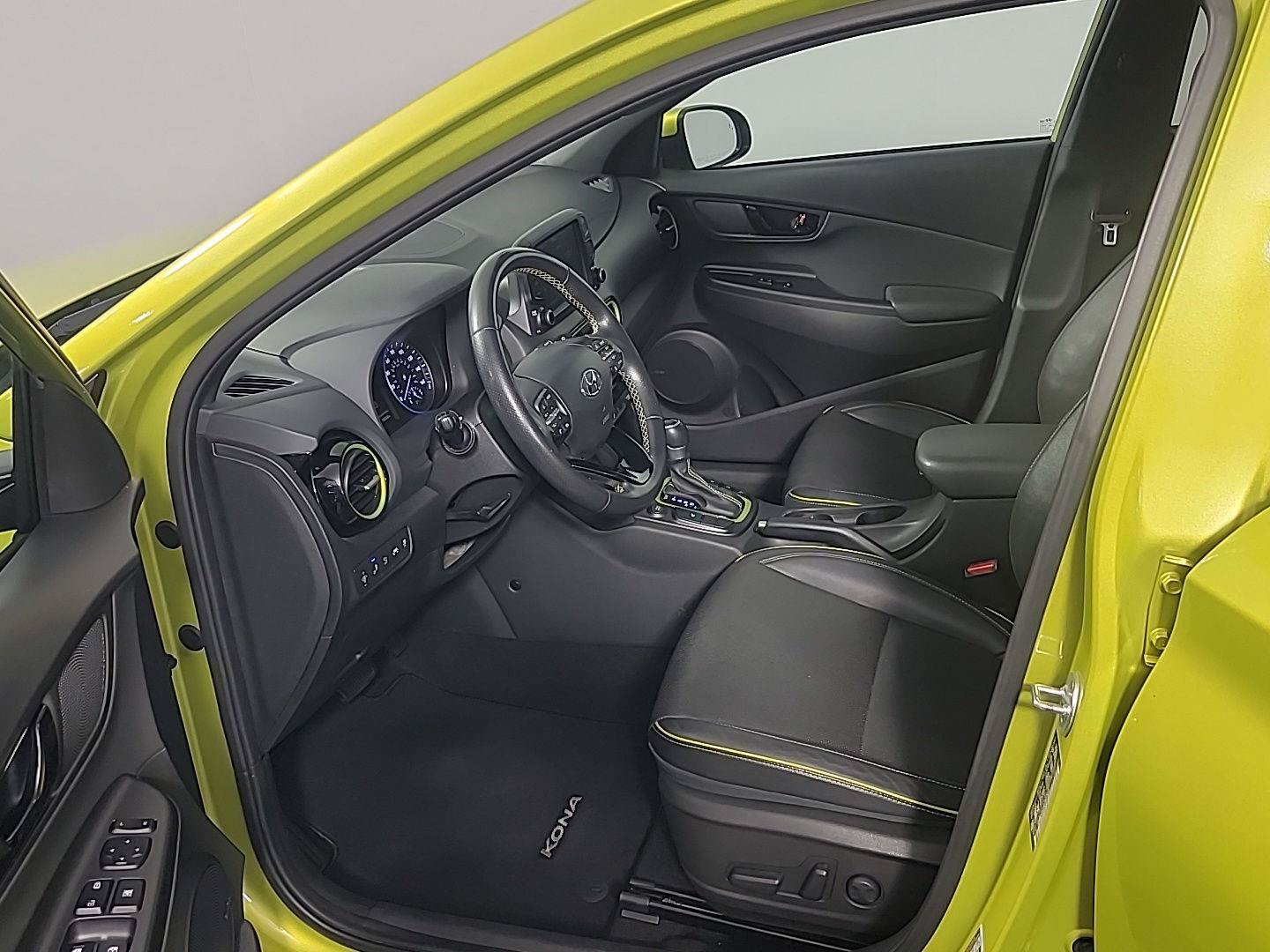Used 2020 Hyundai Kona Ultimate FWD image 17