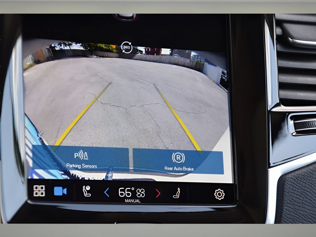 Certified 2024 Volvo XC90 T8 Plus w/ Protection Package Premier AWD/4WD image 22