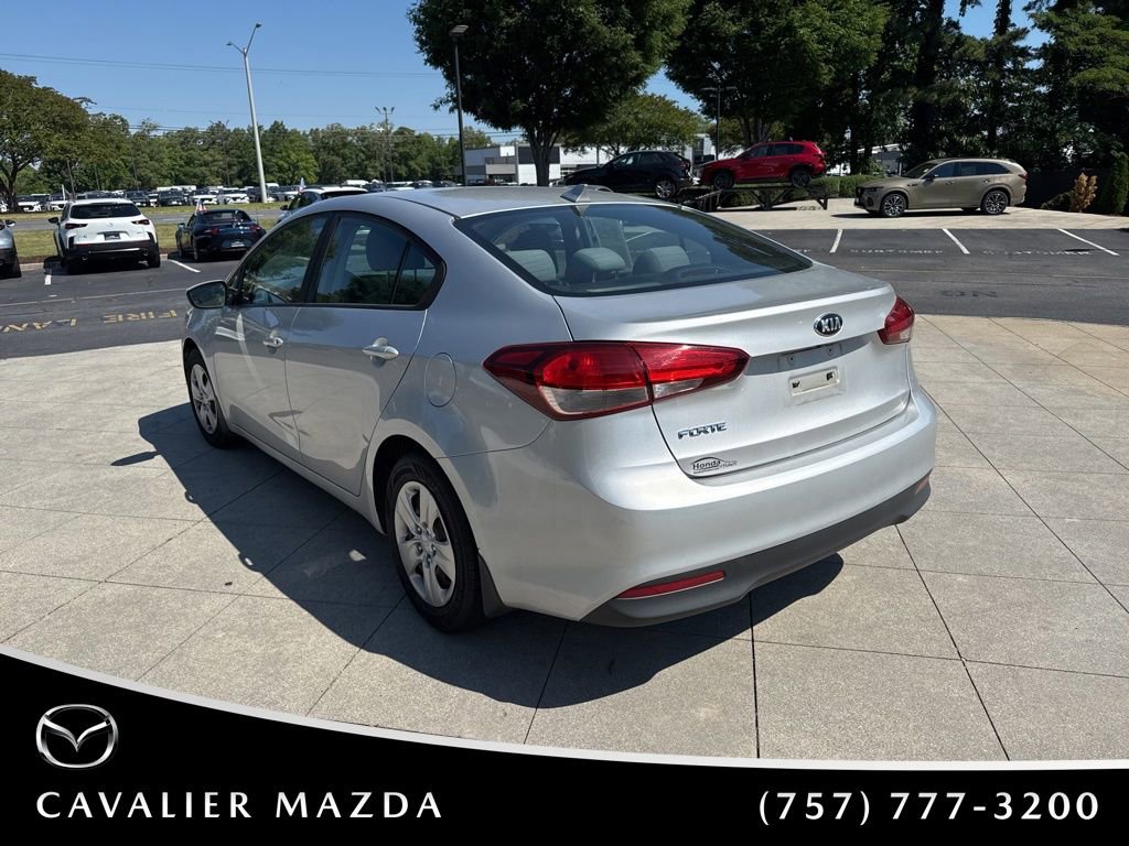 Used 2017 Kia Forte LX w/ LX Popular Package FWD image 7
