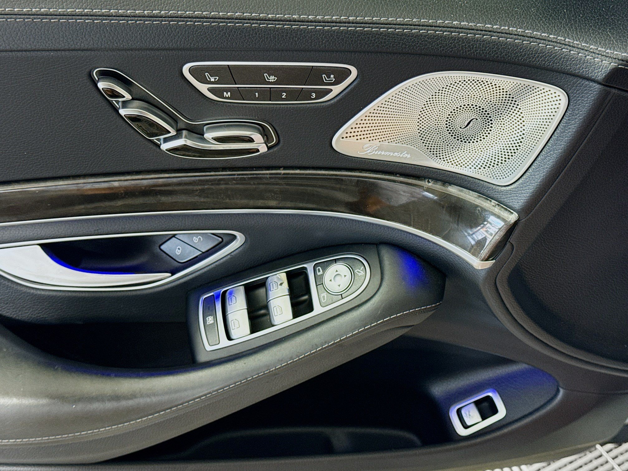 Used 2016 Mercedes-Benz S 550 Sedan image 24