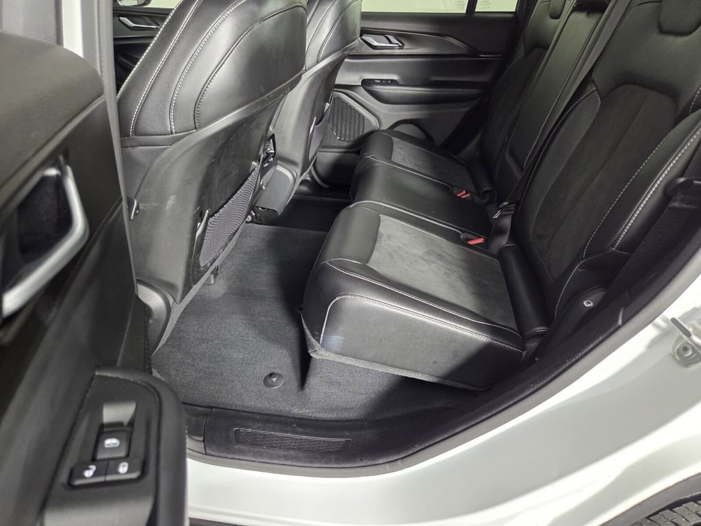 Certified 2023 Jeep Grand Cherokee Altitude image 23