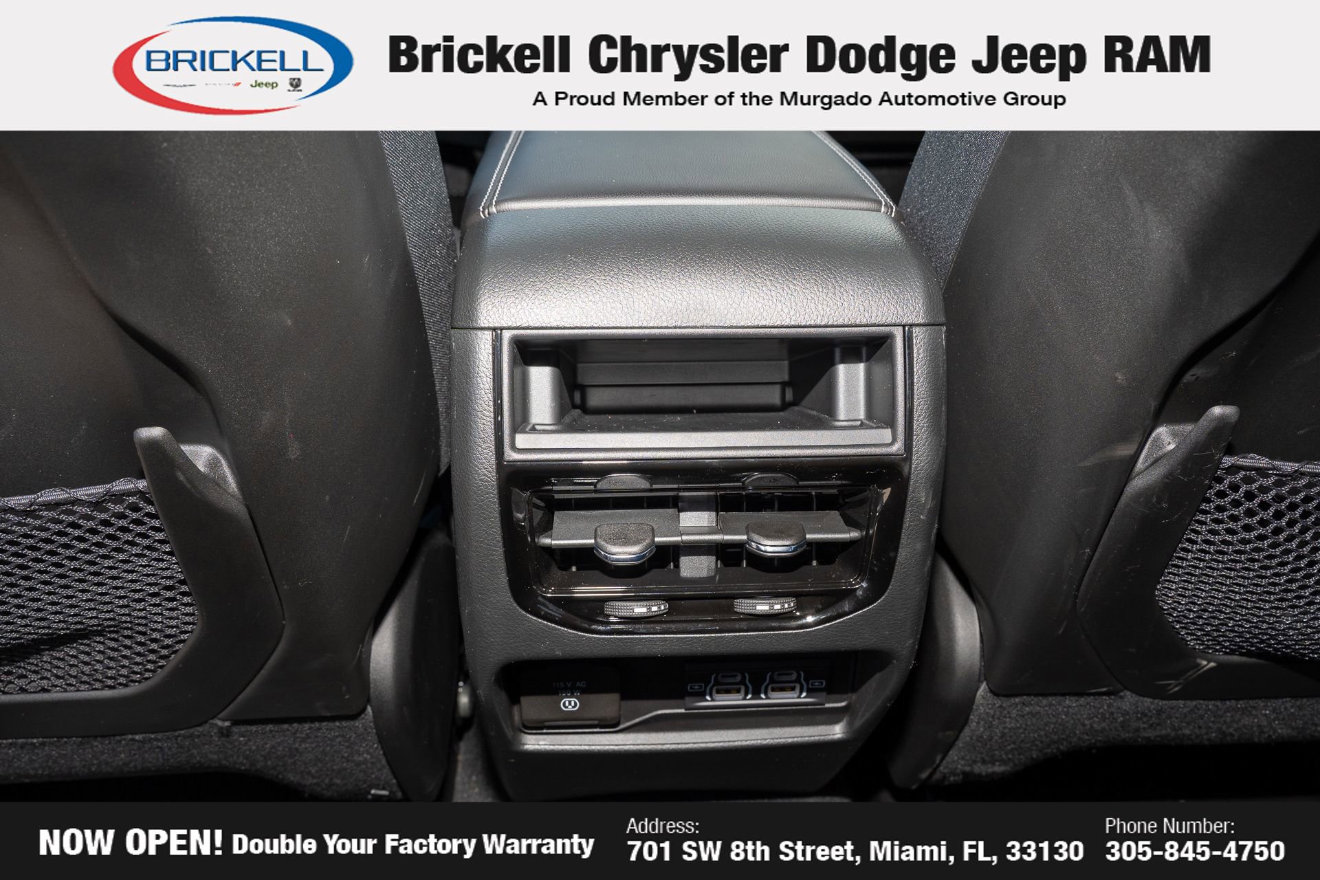 New 2025 Jeep Grand Cherokee Laredo X w/ Luxury Tech Group I image 19