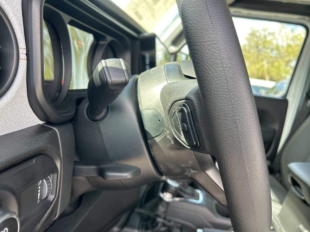 New 2026 Jeep Gladiator Sport AWD/4WD image 36
