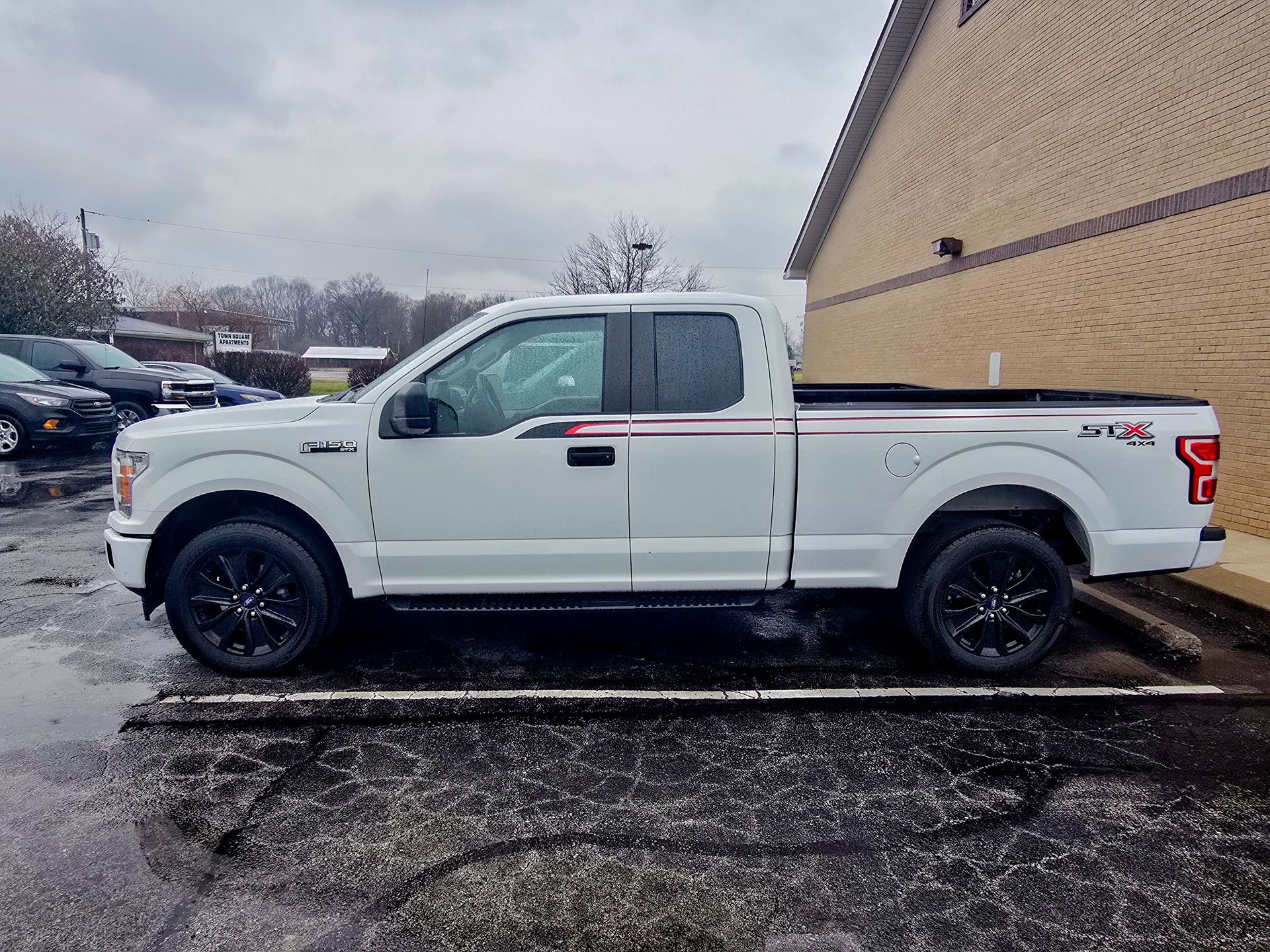 Used 2020 Ford F150 XL w/ Equipment Group 101A Mid image 5