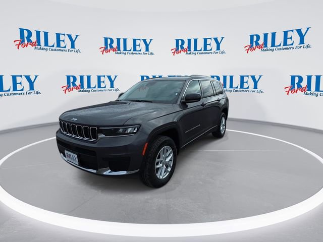 Used 2024 Jeep Grand Cherokee L Laredo image 3