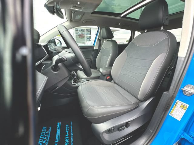Certified 2025 Volkswagen Taos SE AWD/4WD image 19