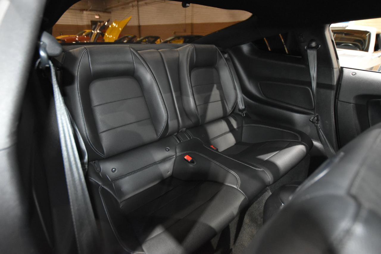 Used 2018 Ford Mustang GT Premium image 45