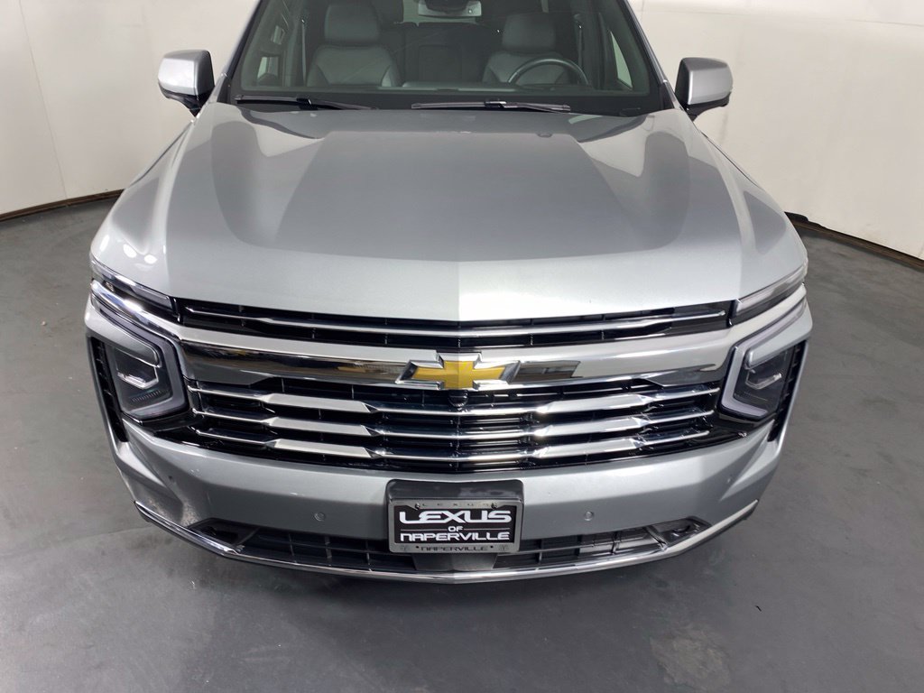 Used 2025 Chevrolet Tahoe LT w/ Comfort Package AWD/4WD image 7
