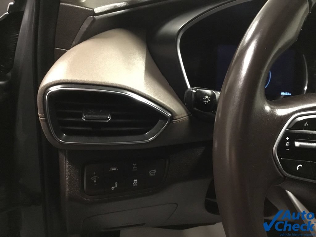 Used 2019 Hyundai Santa Fe Limited AWD/4WD image 23