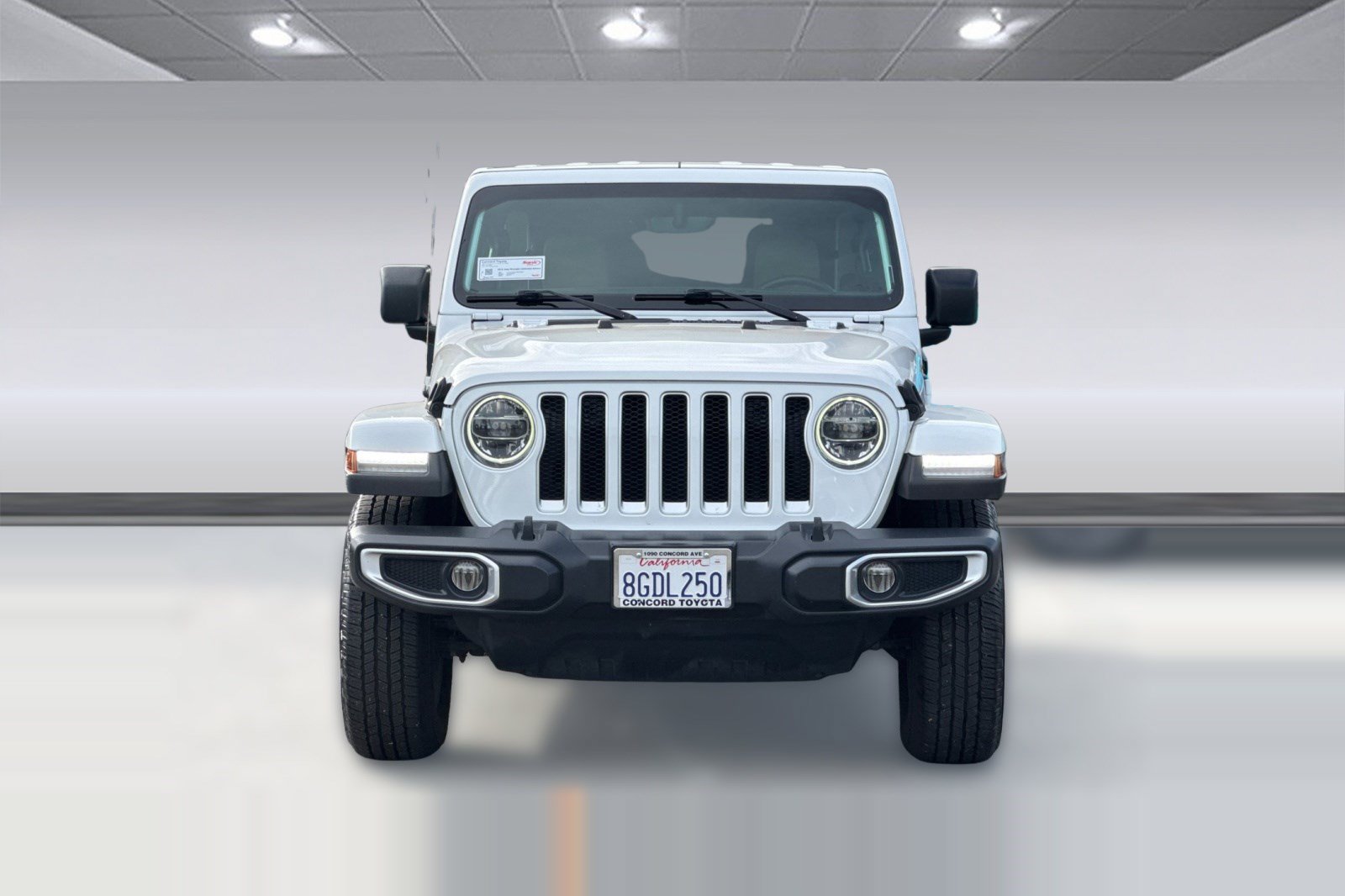 Used 2018 Jeep Wrangler Unlimited Sahara AWD/4WD image 6