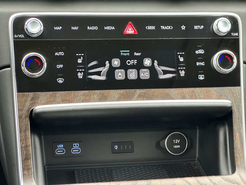 Used 2025 Genesis GV80 3.5T Prestige image 16