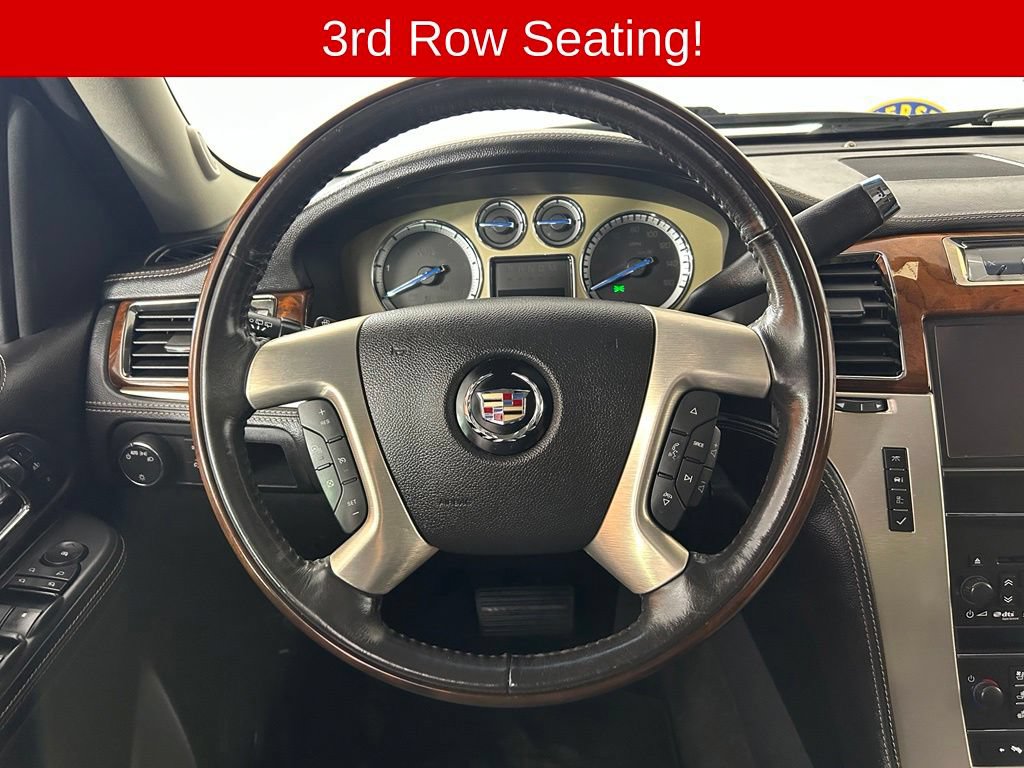Used 2013 Cadillac Escalade Platinum AWD/4WD image 7