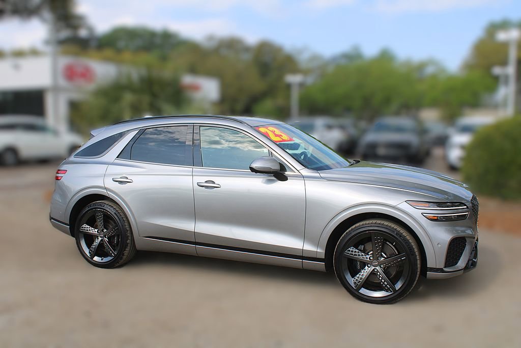 Used 2023 Genesis GV70 2.5T w/ Sport Prestige Package image 4