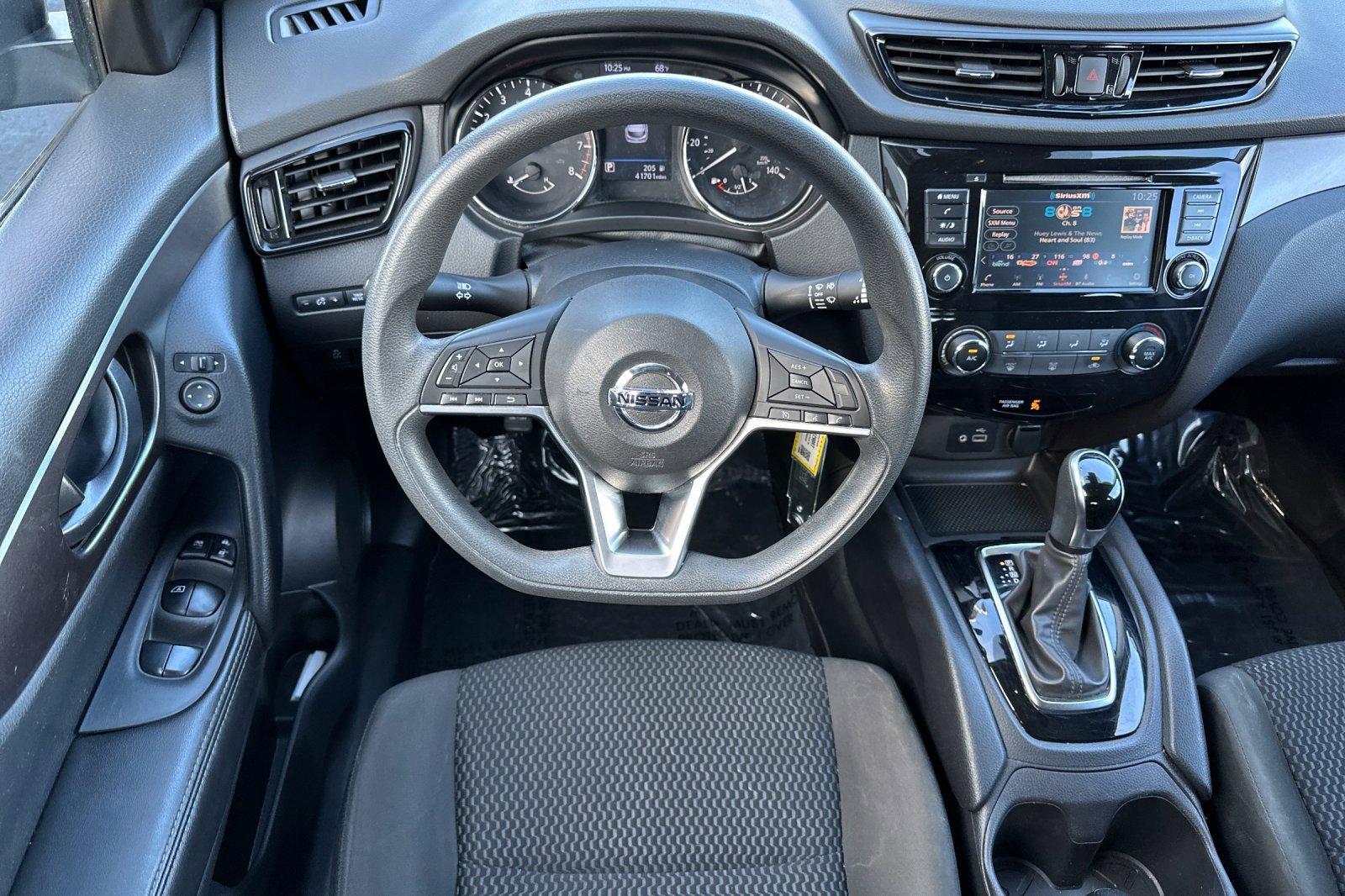 Used 2022 Nissan Rogue Sport S image 15