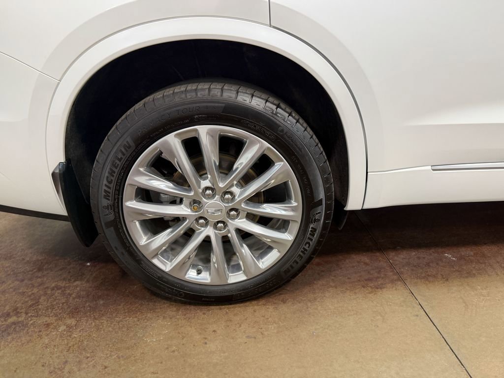 Used 2023 Cadillac XT6 Premium Luxury image 92