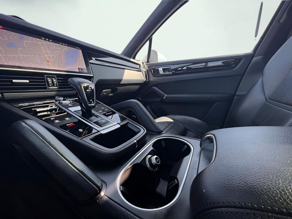 Used 2020 Porsche Cayenne AWD/4WD image 58