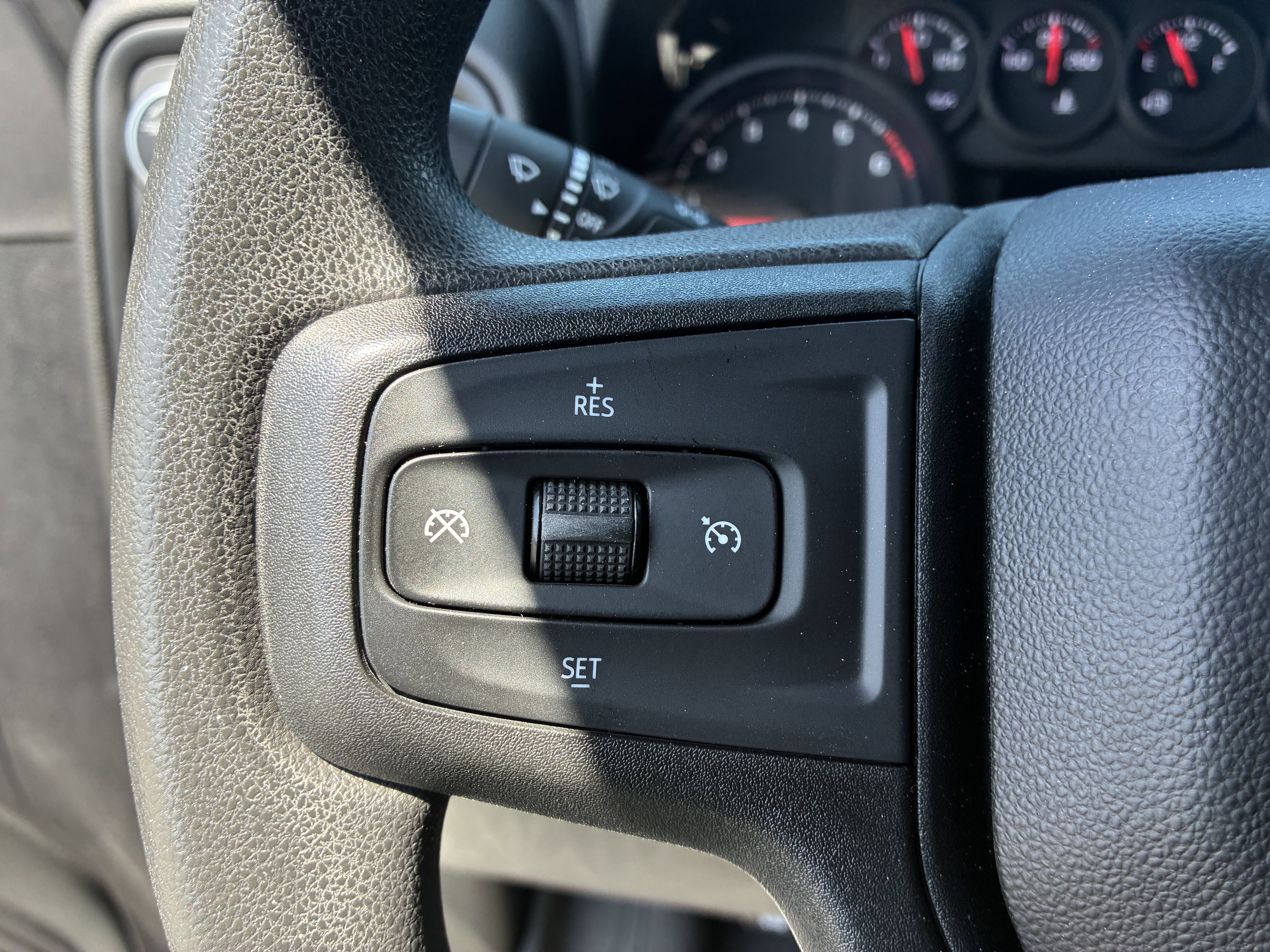 Used 2023 Chevrolet Silverado 2500 Custom AWD/4WD image 28