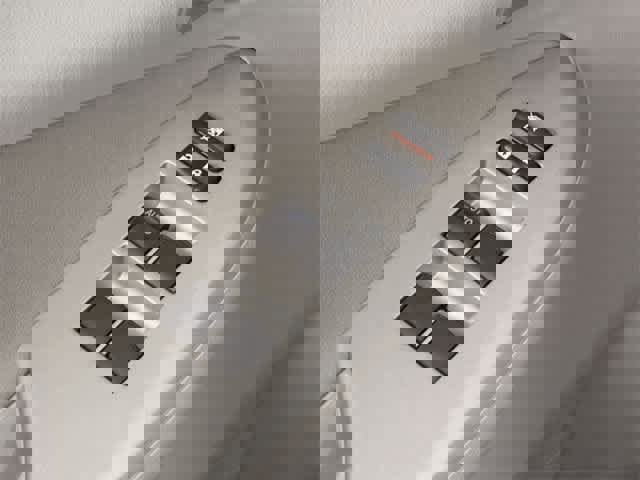 Used 2013 Toyota Corolla LE image 20