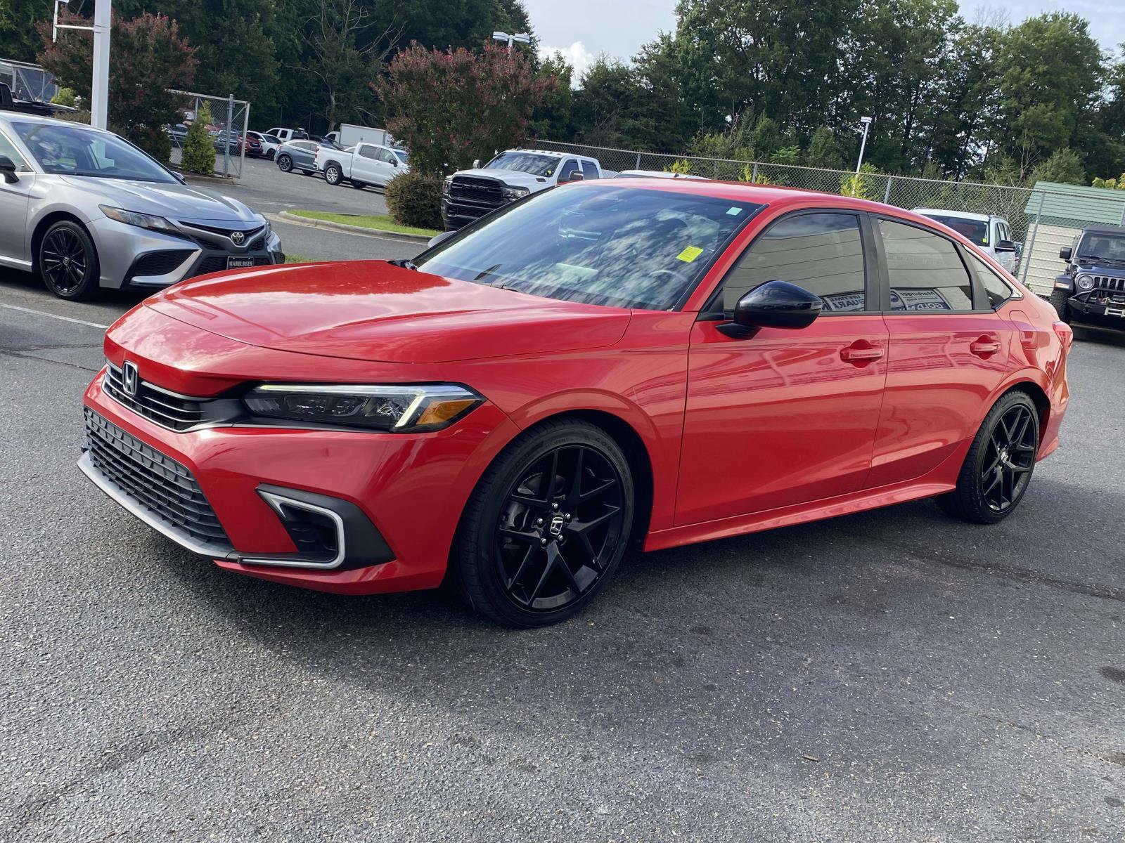 Used 2024 Honda Civic Sport image 3
